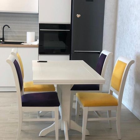 Apartment Luxury Рымнику-Вылча Экстерьер фото