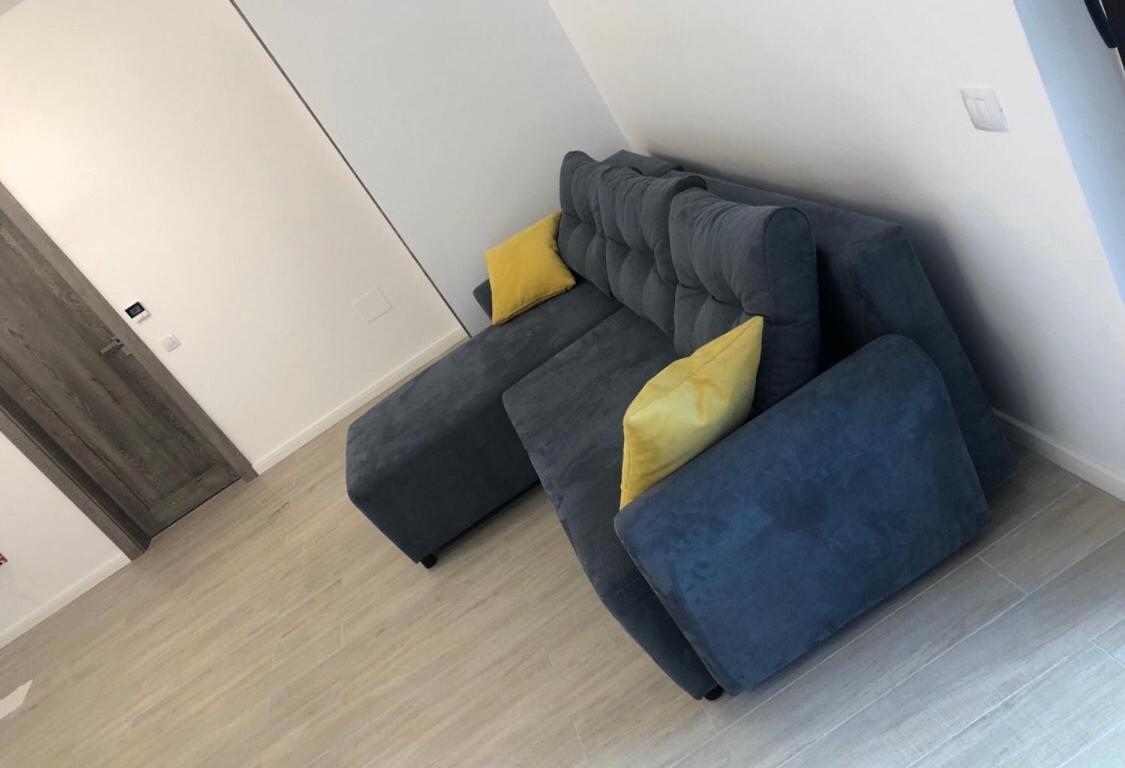 Apartment Luxury Рымнику-Вылча Экстерьер фото
